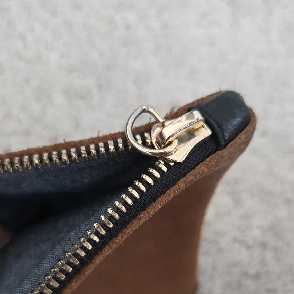 Clare V Tan Suede Toiletry Bag "LH" - Picture 4 of 11